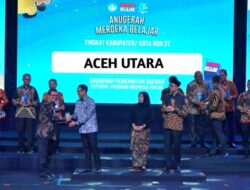 Pj Bupati Aceh Utara Terima Penghargaan dari Mendikbud RI