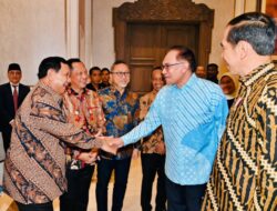 Menhan Prabowo Dampingi Presiden Jokowi Temui PM Malaysia