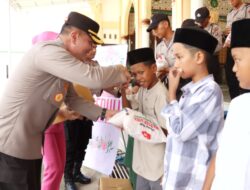 Hari Bhayangkara Ke-77, Polres Aceh Utara Salurkan 300 Paket Bansos