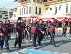 Kegiatan Jalan Santai dan Senam Warnai HUT Bhayangkara ke-77 di Polres Lhokseumawe