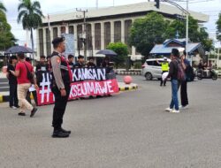 Personel Polres Lhokseumawe Amankan Aksi Damai Kamisan di Taman Ryadhah