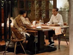 Jokowi dan Prabowo Bertemu Empat Mata, Makan Malam di Menteng