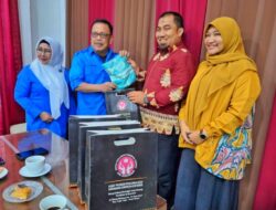 Promosikan Batik ‘Nyan Cap’ di HPN, Ketua Dekranasda Aceh Besar Apresiasi PWI dan IKWI