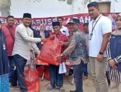 Pj Bupati Aceh Utara Serahkan Bansos untuk 350 Lansia dan Disabilitas