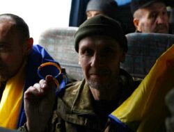 Rusia dan Ukraina Kembali Bertukar 300 Tawanan Perang