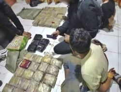 Polisi Ringkus Dua Kurir dan Amankan 45 Bungkus Sabu