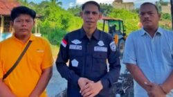 Kolaborasi PT Socfindo Lae Butar dan Dishub Aceh Singkil Tambal Jalan Berlubang