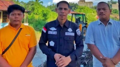 Kolaborasi PT Socfindo Lae Butar dan Dishub Aceh Singkil Tambal Jalan Berlubang