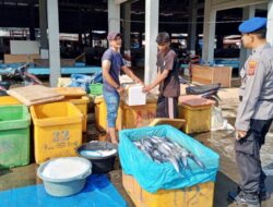 Personel Satpolairud Polres Lhokseumawe Patroli di Pasar Pusong