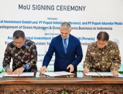Dukung Program Net Zero Emission, PT Pupuk Indonesia Tandangani MoU Dengan AGI
