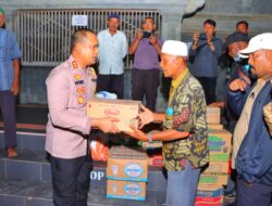 Kapolres Lhokseumawe Kunjungi Warga Korban Banjir