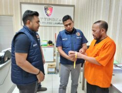 Polres Lhokseumawe Serahkan Tersangka Korupsi Dana Gampong ke Kejari Lhoksukon