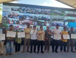 Fadhlullah Dampingi Mendagri, Pemerintah Serahkan Bantuan Perbaikan Rumah Pascabencana