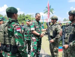 Asops KSAD Tinjau Pos Komando Taktis Gabma Entikong