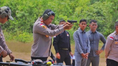 Kapolres Lhokseumawe Pimpin Latihan Menembak di Mako Brimob Jeulekat