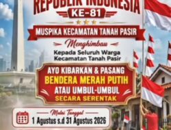 Danramil 12/Tanah Pasir Himbau Warga Kibarkan Bendera Merah Putih